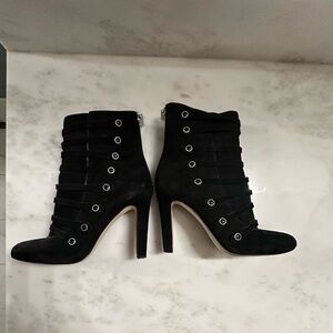 Elegant Black Ankle Boots